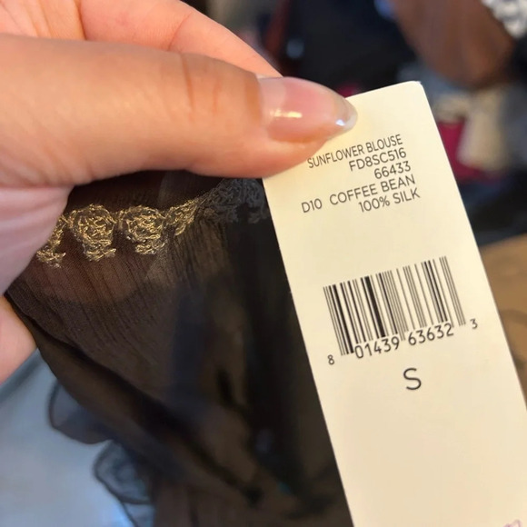 NWT T TAHARI SUNFLOWER SILK BOHO BLOUSE - Picture 4 of 5